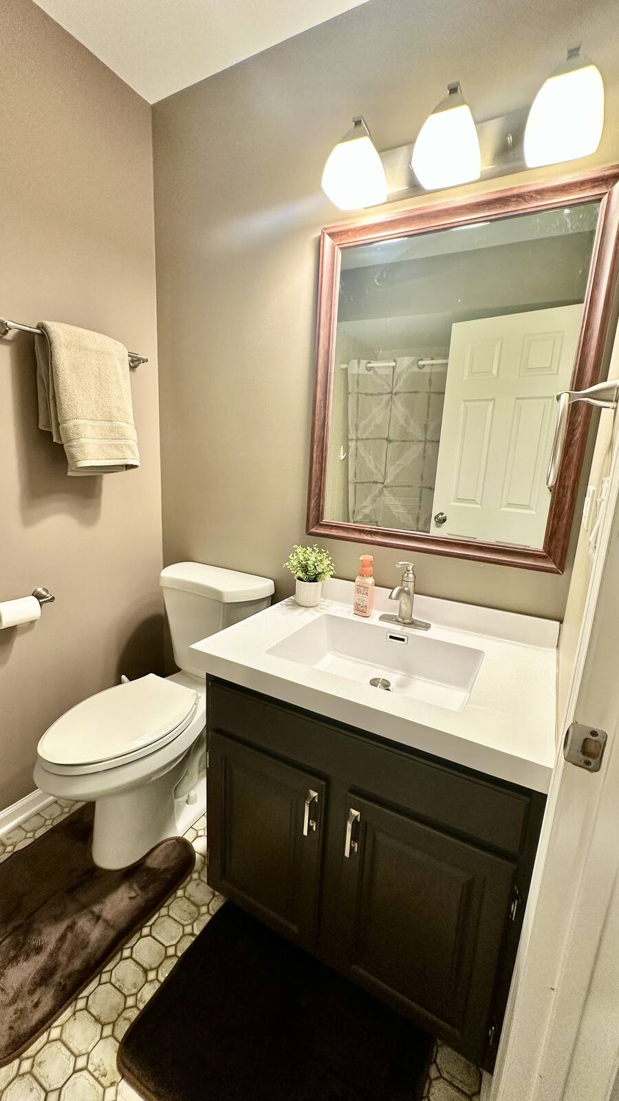 Full bathroom